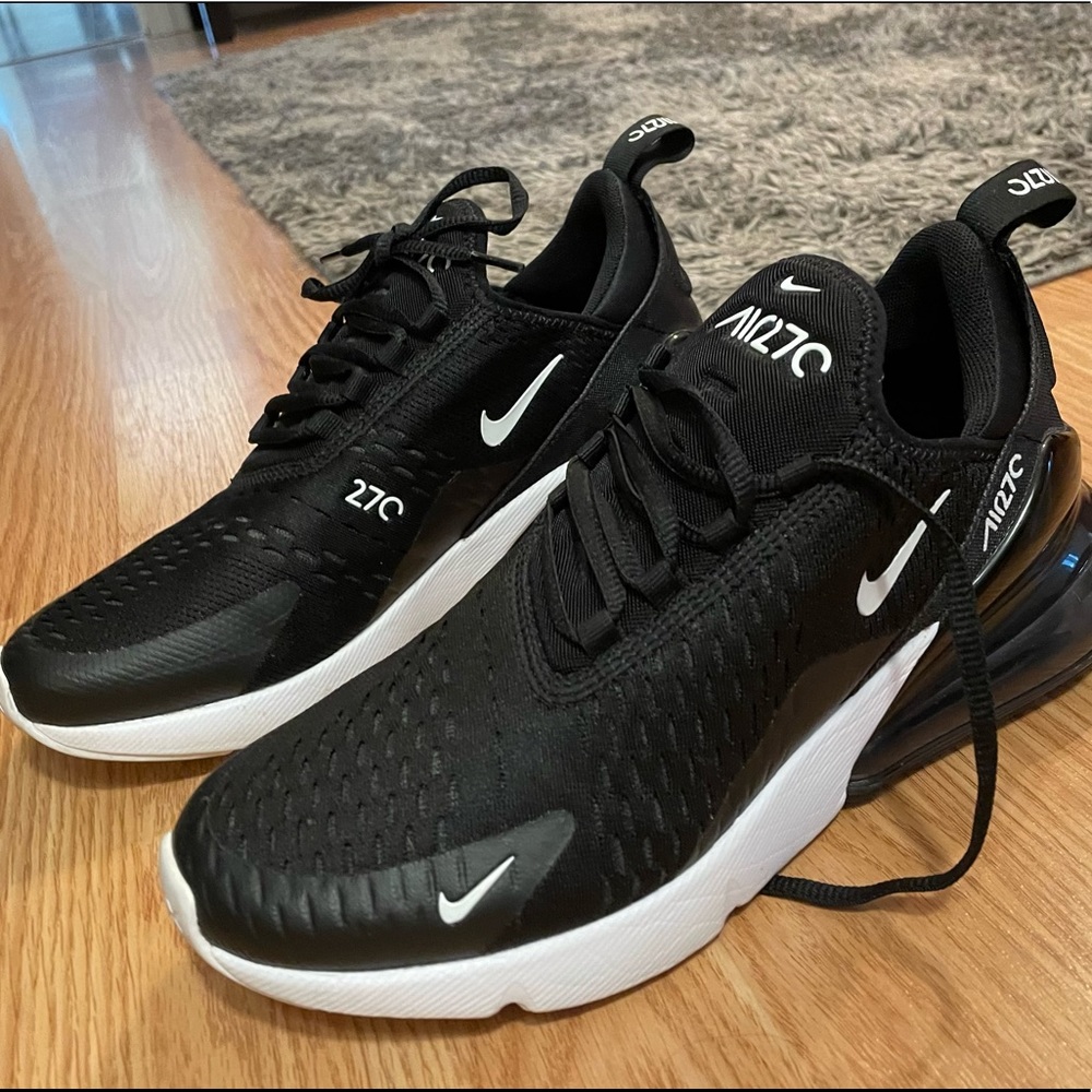 Nike air max shoes